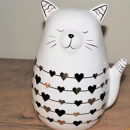White Cat * Varna